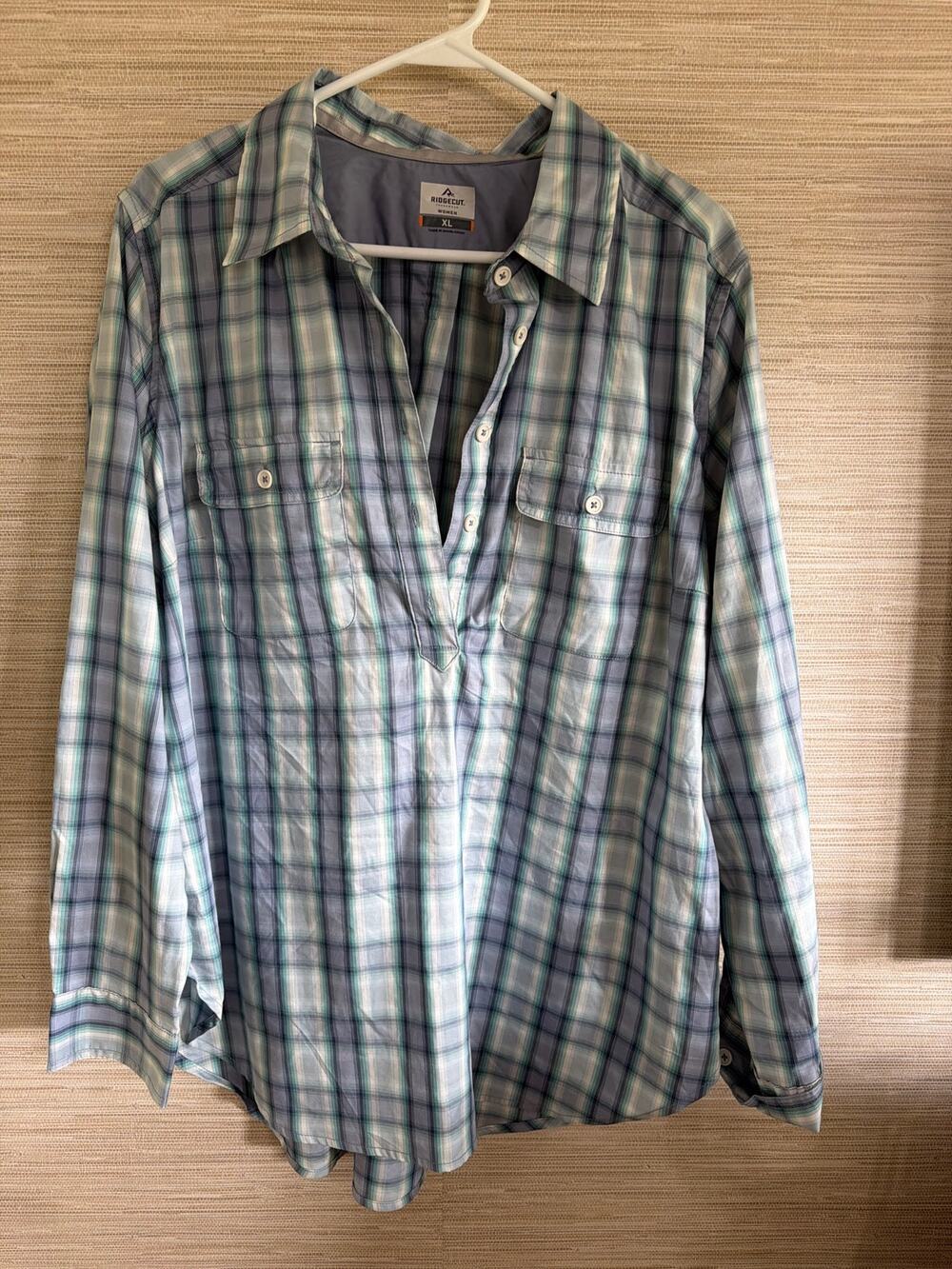 Ridgecut Women's plaid pop over top size XL NWT